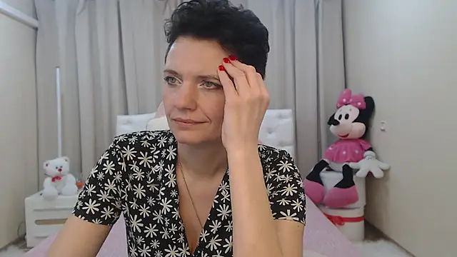 AvaSaturnian 现场XXX聊天