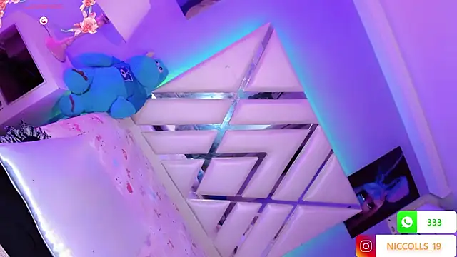 Niccolls_Princess_ লাইভ XXX চ্যাট