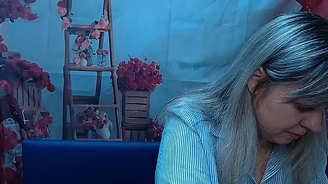 VeronicaSvitt – Naživo XXX chat