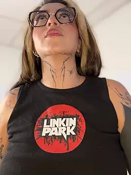 CarolQueen1_ 现场XXX聊天