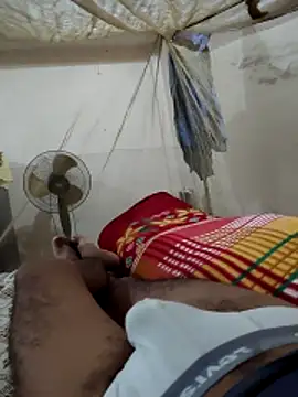 PIG_FUCKER_DADDY Adlı Modelin Canlı XXX Sohbeti