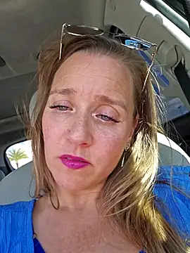 Živý XXX chat Skyellar