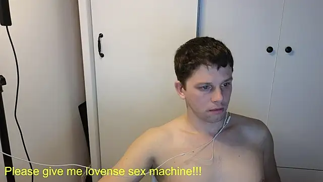 Pokazy przed kamerką – BigL0ve