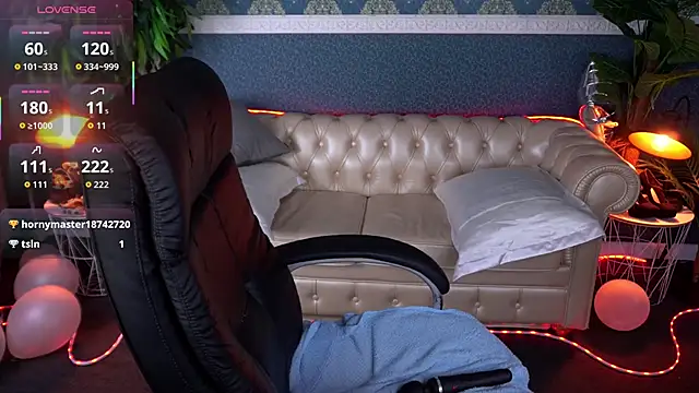 KiraGrayy: απευθείας συνομιλία ΧΧΧ