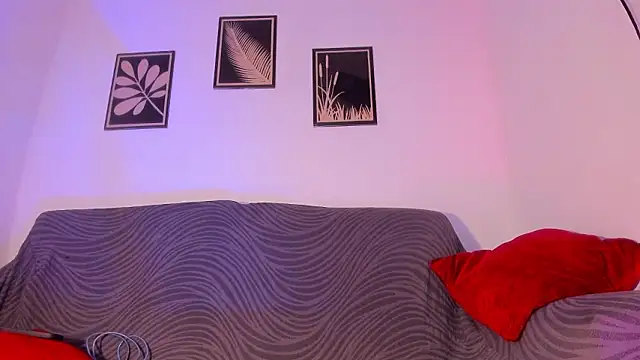 criss_zuri webkamerás műsora