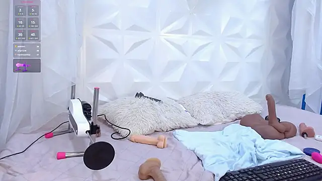 Chat +18 de adisson_petite1 ao vivo