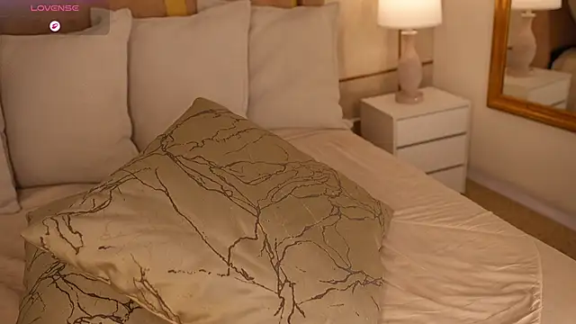 lyrabellinin Live XXX chat