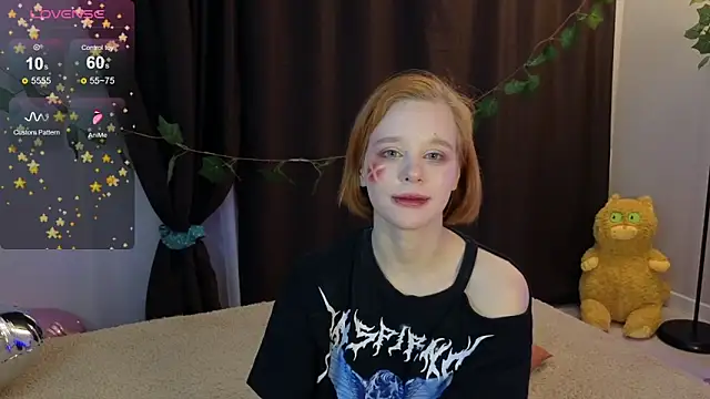 Show modela Lace_Thrill na web-kameri