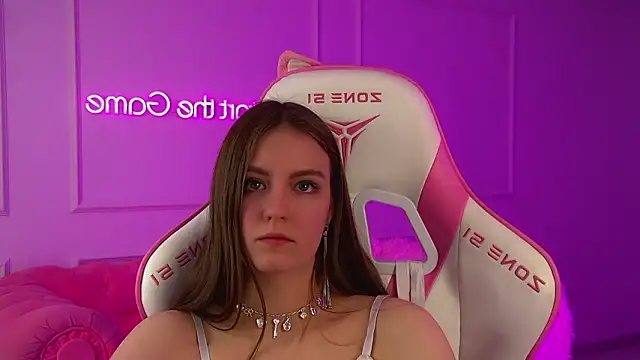 SofiaSarvain: απευθείας συνομιλία ΧΧΧ