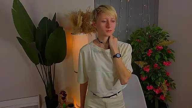 AudreaGaribai Chat XXX live