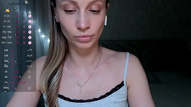 Živý XXX chat Alice_Wonders
