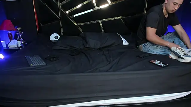 KataAndJordy Adlı Modelin Canlı XXX Sohbeti