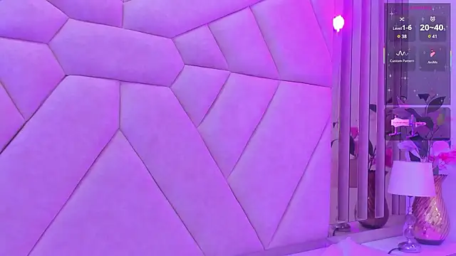 Pertunjukan Kamera Web DomenicoRey