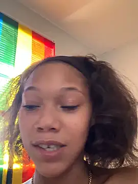 Tamiii420のライブXXXチャット