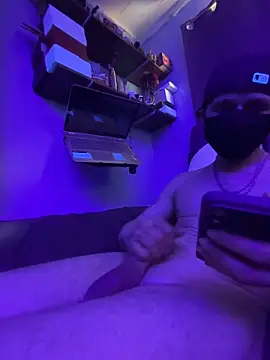 دردشة Cloudd_Kingg_Iceyyy الجنسية المباشرة