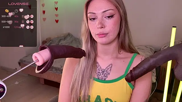 LeksaCandy Adlı Modelin Canlı XXX Sohbeti