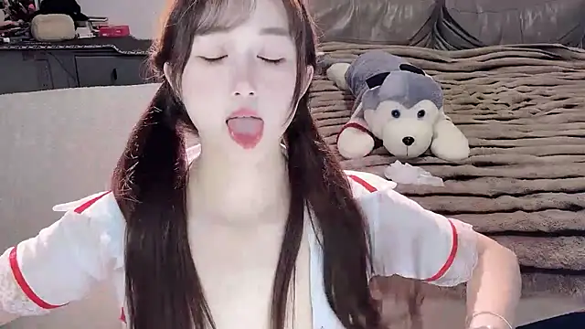 Chat +18 de naiyaomeimei ao vivo