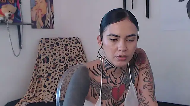 Czat XXX na żywo – Perola__May