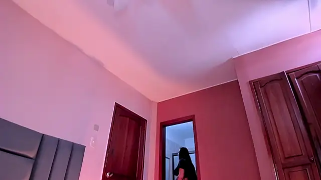 SeleneLujan Chat XXX live