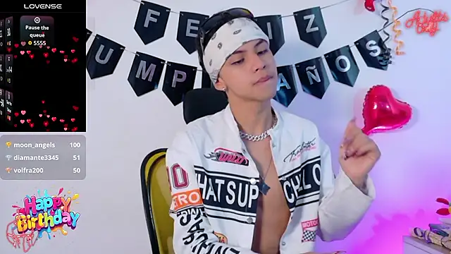 Prince_Apolo Chat XXX live