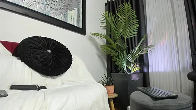 VictoriaPaker Adlı Modelin Canlı XXX Sohbeti