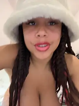 HaileyDiana's Webcam Show