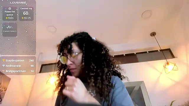 Hanna_Cornee_'s Live XXX Chat