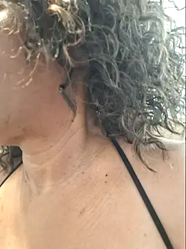 Big_Booty_Bonnie: διαδικτυακό σόου στην κάμερα