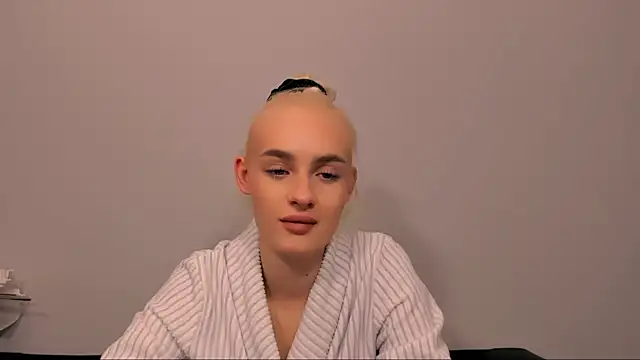 OliviaKisss – Naživo XXX chat
