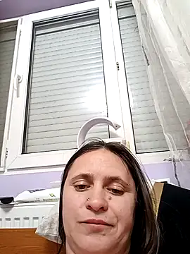 stropinela23 网络视讯表演