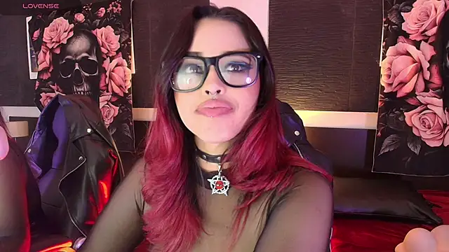 Chatroom XXX en direct de EvaaFoxxy1