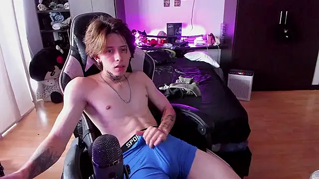 Онлайн чат XXX xIce_Boy