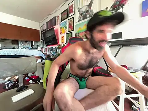 Pupscritch Show in webcam