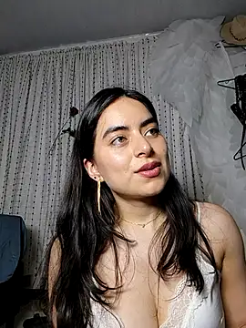 دردشة saasha_Petit الجنسية المباشرة