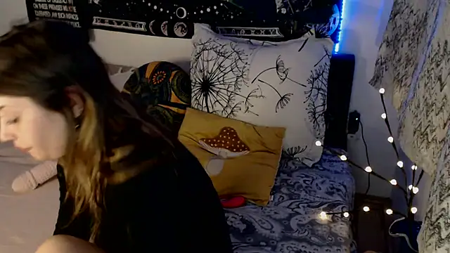 AlienforTwenty Chat XXX live