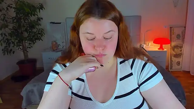 PolinaSalvatore 即時 XXX 聊天