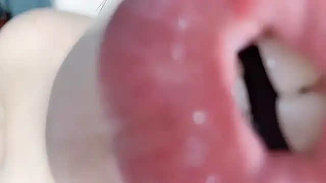 22Momo-'s Webcam Show