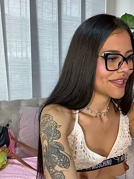 Chat XXX en directo de Cloe_pink1