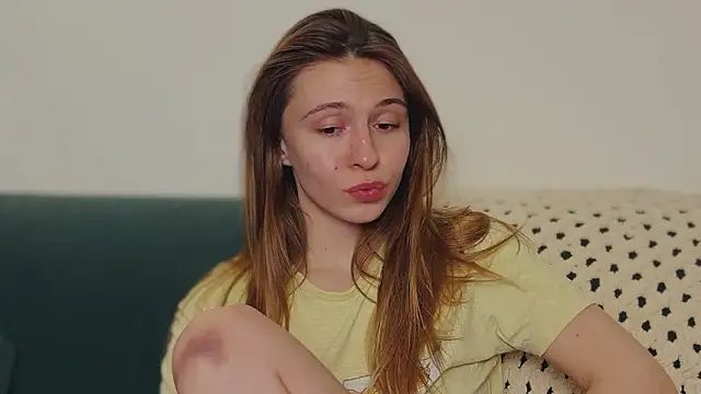 LovelyKatea élő XXX-chatje