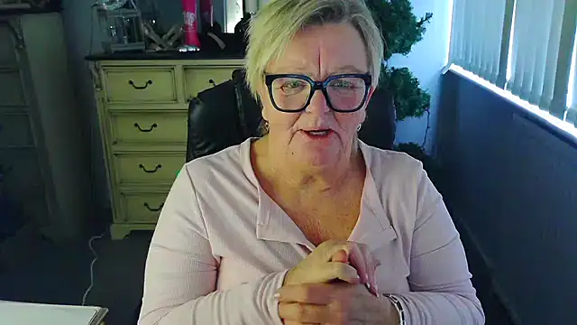 Онлайн чат XXX BridgetBlueEyes