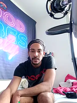 Mikaaa97's Live XXX Chat