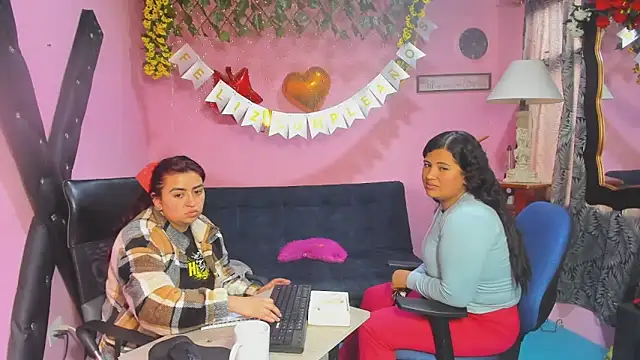 Czat XXX na żywo – lesbiancuple