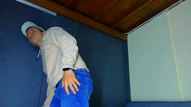 ALANNFERRER Pertunjukan Webcam