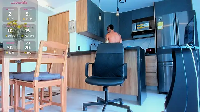 fitnolann Live XXX chat