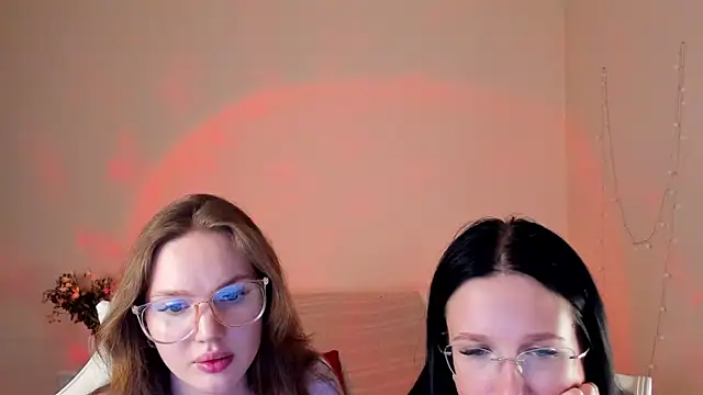 MishkaMe live XXX chat