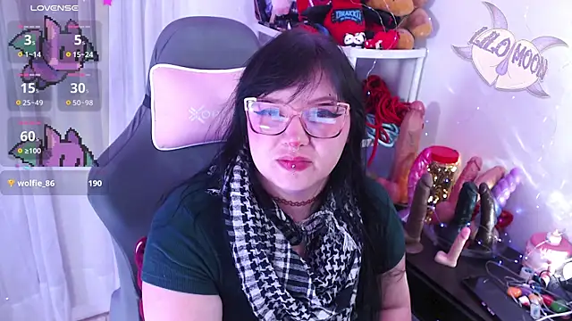 دردشة LiloMoon69 الجنسية المباشرة