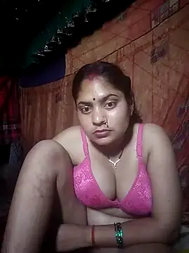 Aanushaka Live XXX-Chat