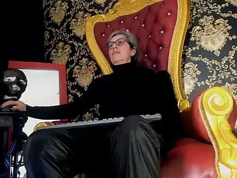 Hades_Lyra live XXX chat