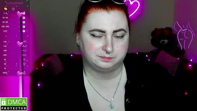 Alicia_love00 élő XXX-chatje