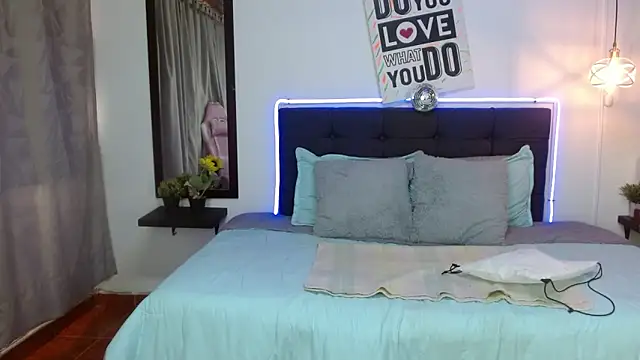 Keyla01_n Live XXX chat